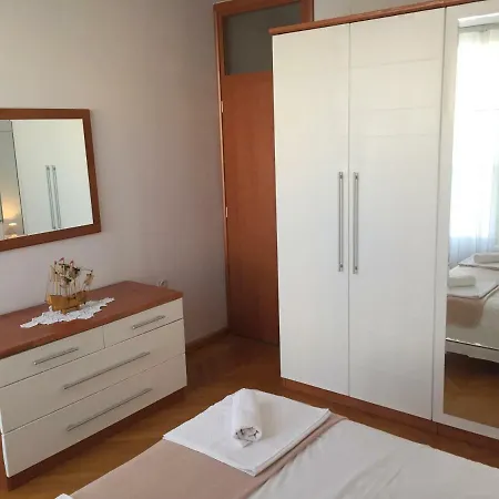 Apartament Trstenik
